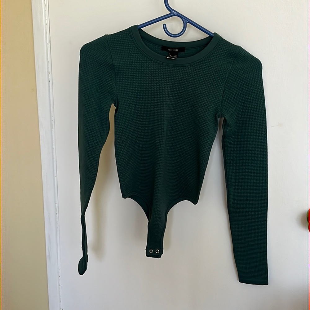 Green bodysuit from forever 21. - Picture 2 of 7